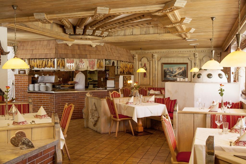 Raffl'S Hotel Leutasch Exterior photo